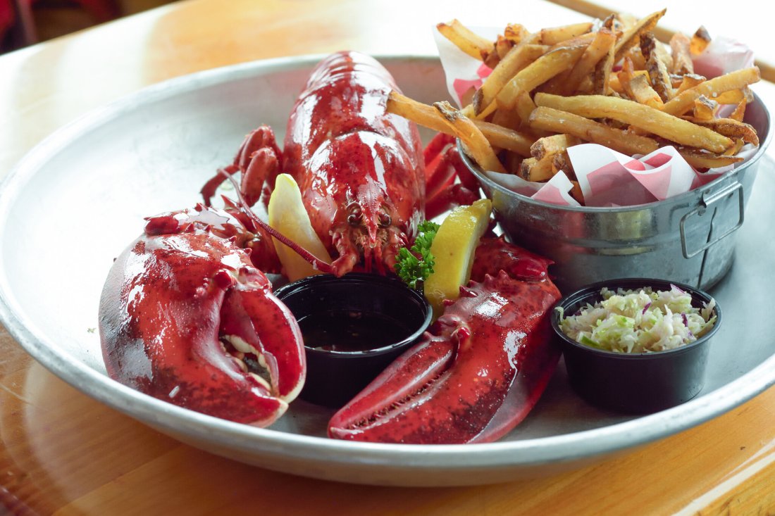 Season 36 · episode 3. Cook S Lobster Ale Housecook S Lobster Ale House