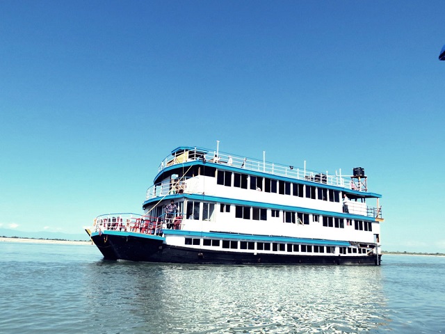 India's streets are among the most fascinating places in the country. 12 Top River Cruises In India For Your Next Vacation