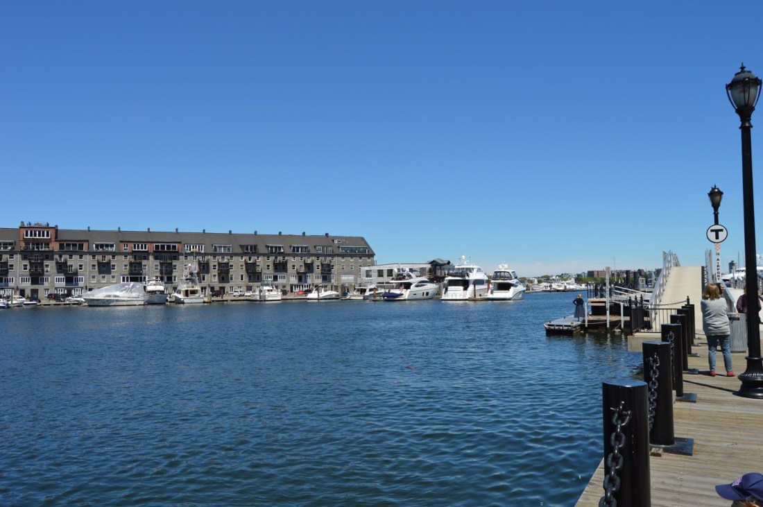 Any spot on boston's historic harbor is a great place to sit and enjoy the end of one year, and the beginning of another. Historic Sightseeing Boston Harbor Cruise Martinis Bikinis