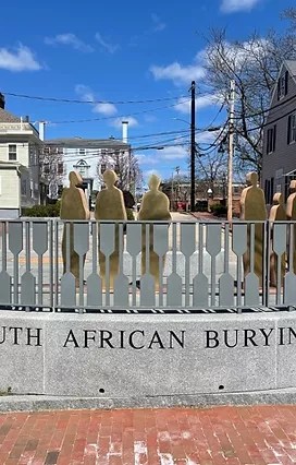 On this tram tour, you’ll be guided around some of the most haunted hot spots and dig up the city’s past as you explore two of boston’s oldest (and creepiest) burial grounds. Reviews Walkntoursapp